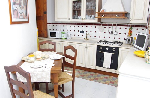 Santissima Annunziata Apartment | Nice apartment for 4 people with A/C, WIFI, TV and terrace
