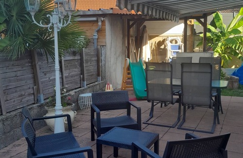 Munster Apartment | Nice apartment for 4 people, quiet, near town center, near train station, parking v