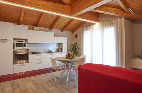 Dongo Apartment | Nice apartment for 4 people with WIFI and patio