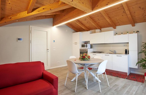 Dongo Apartment | Nice apartment for 4 people with WIFI and patio