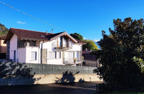 Naggio Apartment | Nice apartment for 5 guests with WIFI, A/C, TV and balcony
