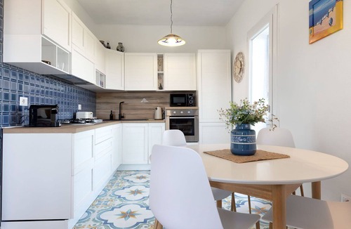 Eden Beach Apartment | Nice apartment for 5 guests with A/C, TV and patio