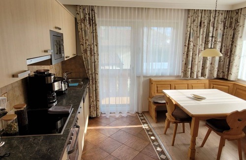 Aschau Im Zillertal Apartment | Nice apartment for 6 guests with WIFI, TV and balcony