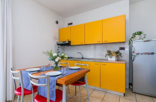 Torre di Fine Apartment | Nice apartment for 6 guests with A/C, WIFI, TV and balcony