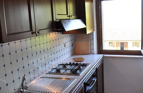 Il Poggio Apartment | Nice apartment for 6 guests with WIFI, pool, TV, pets allowed and panoramic view