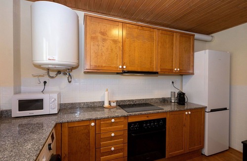 Taull Apartment | Nice apartment for 6 guests with WIFI, TV and balcony