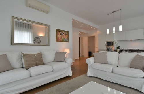 Porta Genova Apartment | Nice apartment for 6 guests with A/C, WIFI, TV and balcony