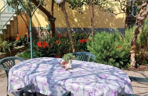 Pieve Ligure Apartment | Nice apartment for 6 people with WIFI, TV, balcony and pets allowed, close to Genoa