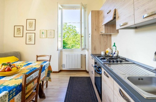 Castello Apartment | Nice apartment for 6 people with WIFI, TV, patio and pets allowed