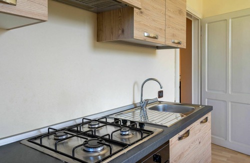 Castello Apartment | Nice apartment for 6 people with WIFI, TV, patio and pets allowed