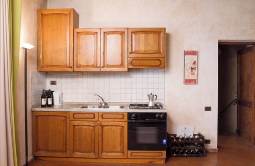 Pozzolatico Apartment | Nice apartment for 6 people with WIFI, A/C, pool, TV and pets allowed, close to Florence