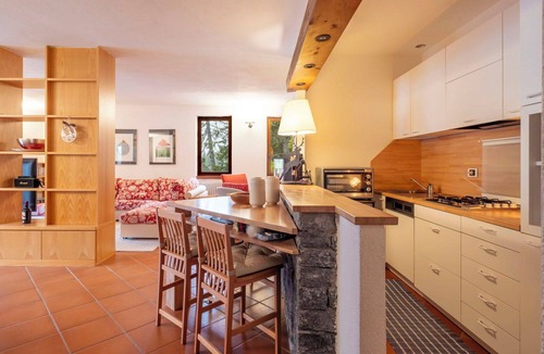Madesimo Apartment | Nice apartment for 6 guests with WIFI, TV, balcony and pets allowed