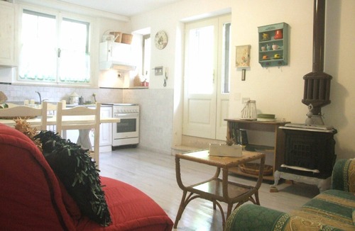 Sassetta Apartment | Nice apartment for 6 people with WIFI and TV