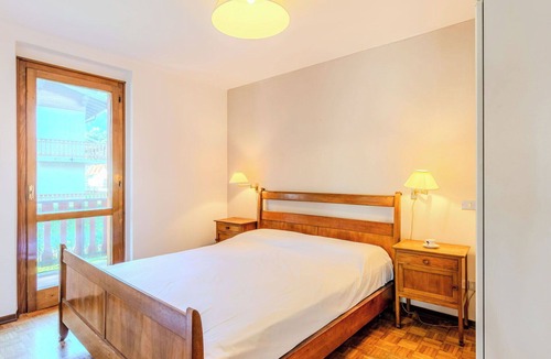 Carisolo Apartment | Nice apartment for 8 people with WIFI, TV, patio and panoramic view