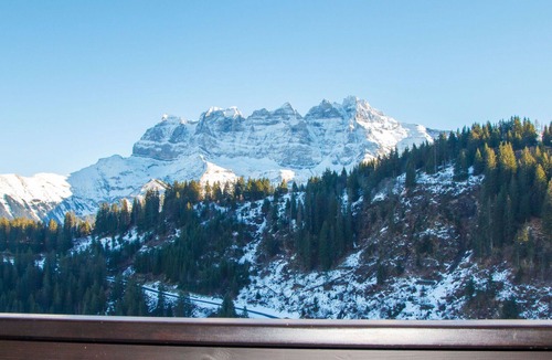 Val d'Illiez Apartment | Nice apartment for 6 guests with balcony and panoramic view