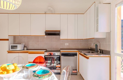 Germignaga Apartment | Nice apartment for 6 guests with WIFI, TV and patio