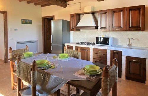 Guardistallo Apartment | Nice apartment for 4 guests with pool, WIFI, A/C, patio, pets allowed and panoramic view