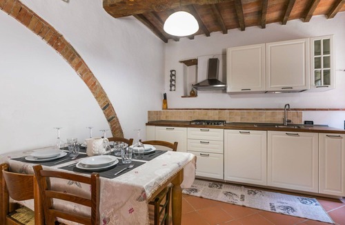 Castelnuovo di Val di Cecina Villa | Nice apartment in villa for 4 people with pool, WIFI, TV, patio and pets allowed
