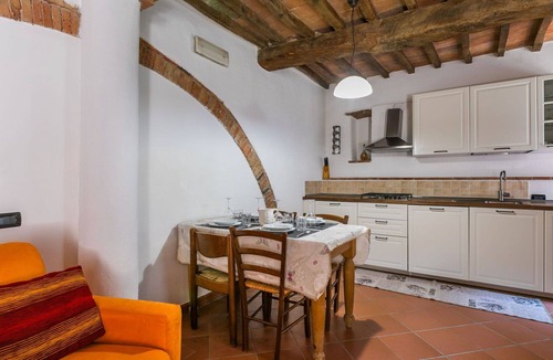 Castelnuovo di Val di Cecina Villa | Nice apartment in villa for 4 people with pool, WIFI, TV, patio and pets allowed