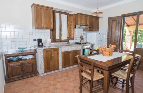 Saturnana Apartment | Nice apartment in a small hamlet, swimming pool, jacuzzi and sauna