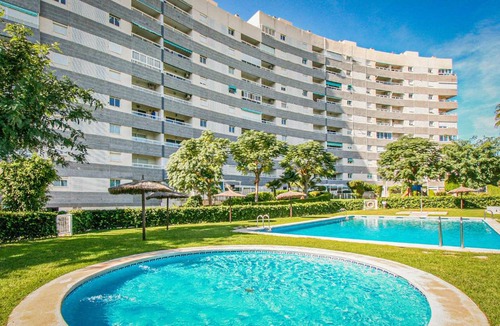 Coveta Fuma Apartment | Nice Apartment In El Campello With Swimming Pool