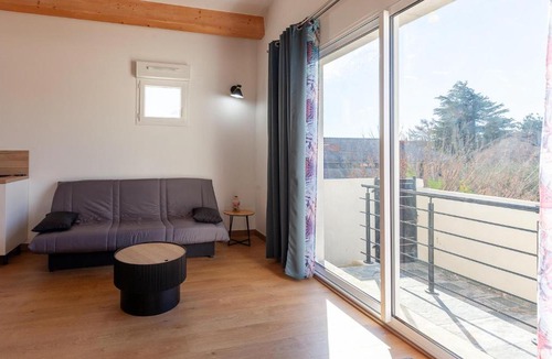 Eyragues Apartment | Nice Apartment In Eyragues With Wifi