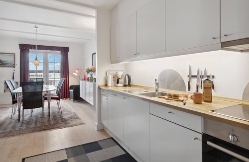 Grasten Apartment | Nice apartment in Gråsten with sauna