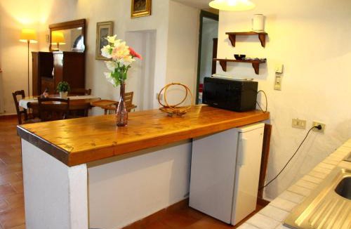 Collesalvetti House | Nice apartment in Guasticce with pool