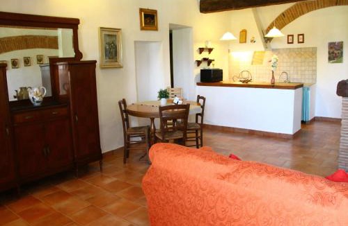 Collesalvetti House | Nice apartment in Guasticce with pool