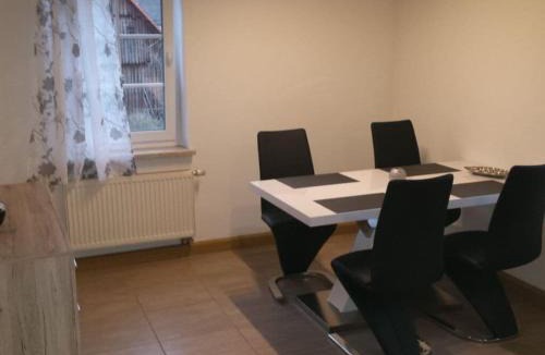 Himmelkron Apartment | Nice apartment in Himmelkron
