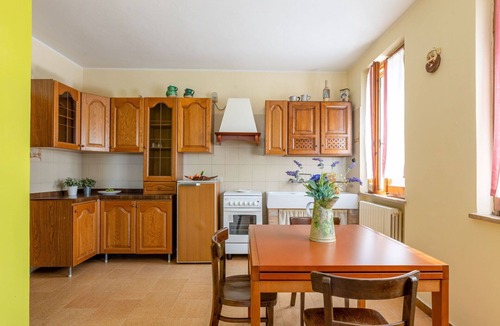 Monte Fabbri House | Nice apartment in villa with pool, WIFI, TV, pets allowed and panoramic view, close to Urbino