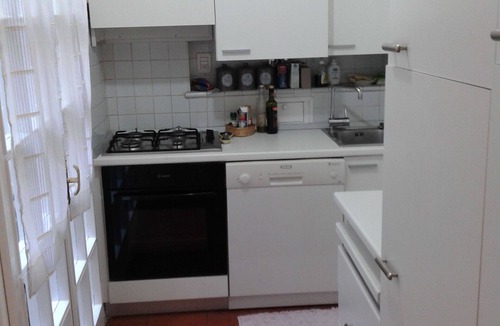 San Frediano Apartment | Nice apartment in "Oltrarno" within walking distance from Pitti/Boboli with Wi-Fi, a/c
