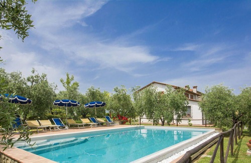 Cerreto Guidi Villa | Nice apartment in villa for 4 people with pool, WIFI, TV and parking