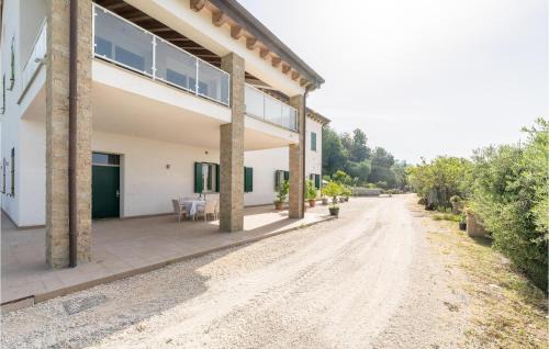 Cinto Euganeo Apartment | Nice Apartment In Valnogaredo Pd