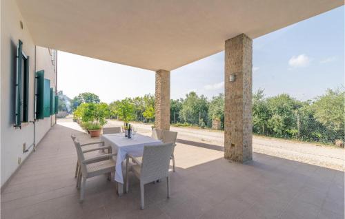 Cinto Euganeo Apartment | Nice Apartment In Valnogaredo Pd