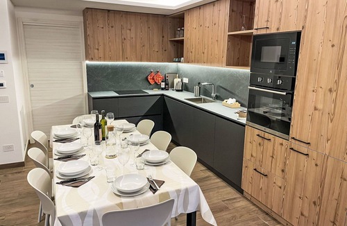 Valtellina House | Nice apartment in villa for 8 people with A/C, WIFI, TV, terrace and pets allowed