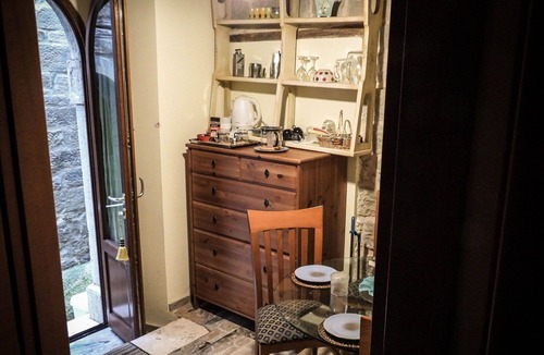 Roccafluvione Villa | Nice apartment in villa for 5 guests with WIFI, TV and pets allowed, close to Ascoli Piceno