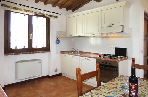 Scansano Villa | Nice apartment in villa for 4 people with WIFI, pool, A/C, TV, terrace and pets allowed