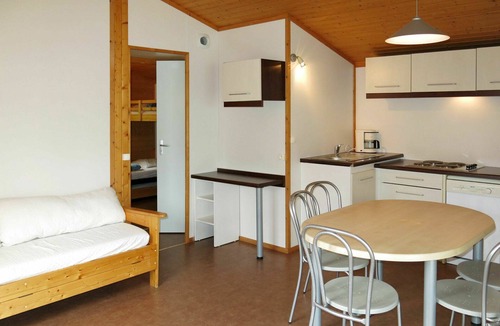 Beynat House | Nice apartment in villa for 6 people with pool, WIFI, TV, terrace and pets allowed