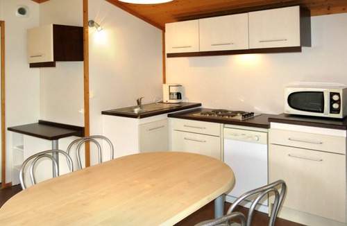 Beynat House | Nice apartment in villa for 6 people with pool, WIFI, TV, terrace and pets allowed