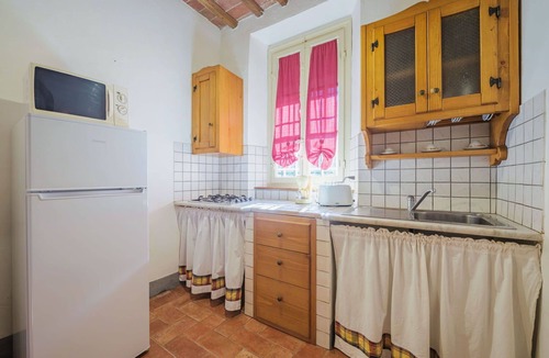 San Michele di Moriano Villa | Nice apartment in villa for 2 guests with WIFI, pool, A/C, TV and terrace