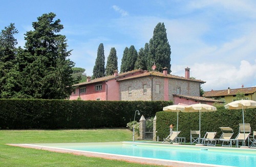 San Michele di Moriano Villa | Nice apartment in villa for 2 guests with WIFI, pool, A/C, TV and terrace