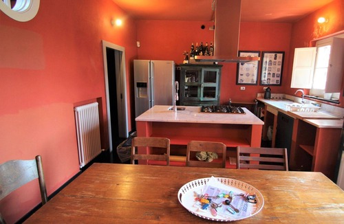 Santo Stefano del Ponte Villa | Nice apartment in villa for 8 guests with WIFI, TV, terrace, pets allowed and parking