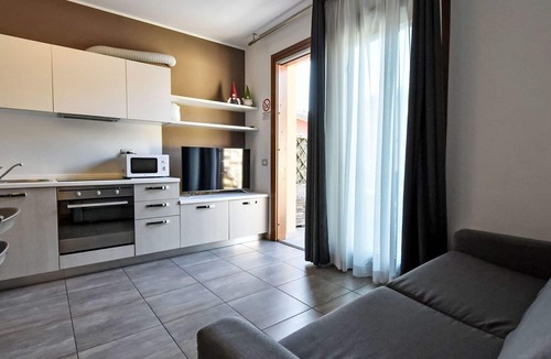 Spinone Al Lago Apartment | Nice apartment for 6 guests with WIFI, pool, A/C, TV and terrace