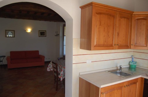 Sant'Appiano Apartment | Nice apartment with pool, WIFI, TV, patio, pets allowed and parking, close to San Gimignano