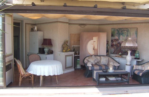 Liberation Apartment | Nice apartment with a beautiful view to the mountains around Nice