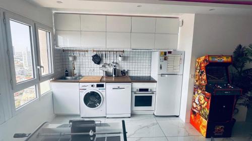 Asiatique Apartment | Nice Apartment with amazing view of Paris with private Parking