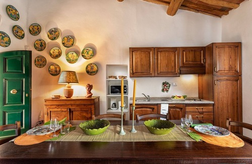 Tavarnelle Val di Pesa Apartment | Nice apartment with WIFI, pool, A/C, TV, pets allowed and panoramic view, close to Greve In Chia.