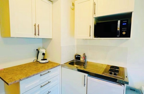 Les Ulis Apartment | Nice apartment with terrace