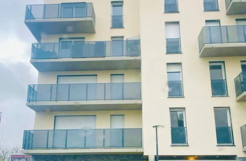Les Ulis Apartment | Nice apartment with terrace